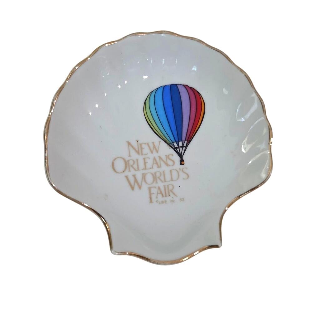 World's Fair LWE 1983 New Orleans Collectors Hot Air Balloon Shell Tray Bowl